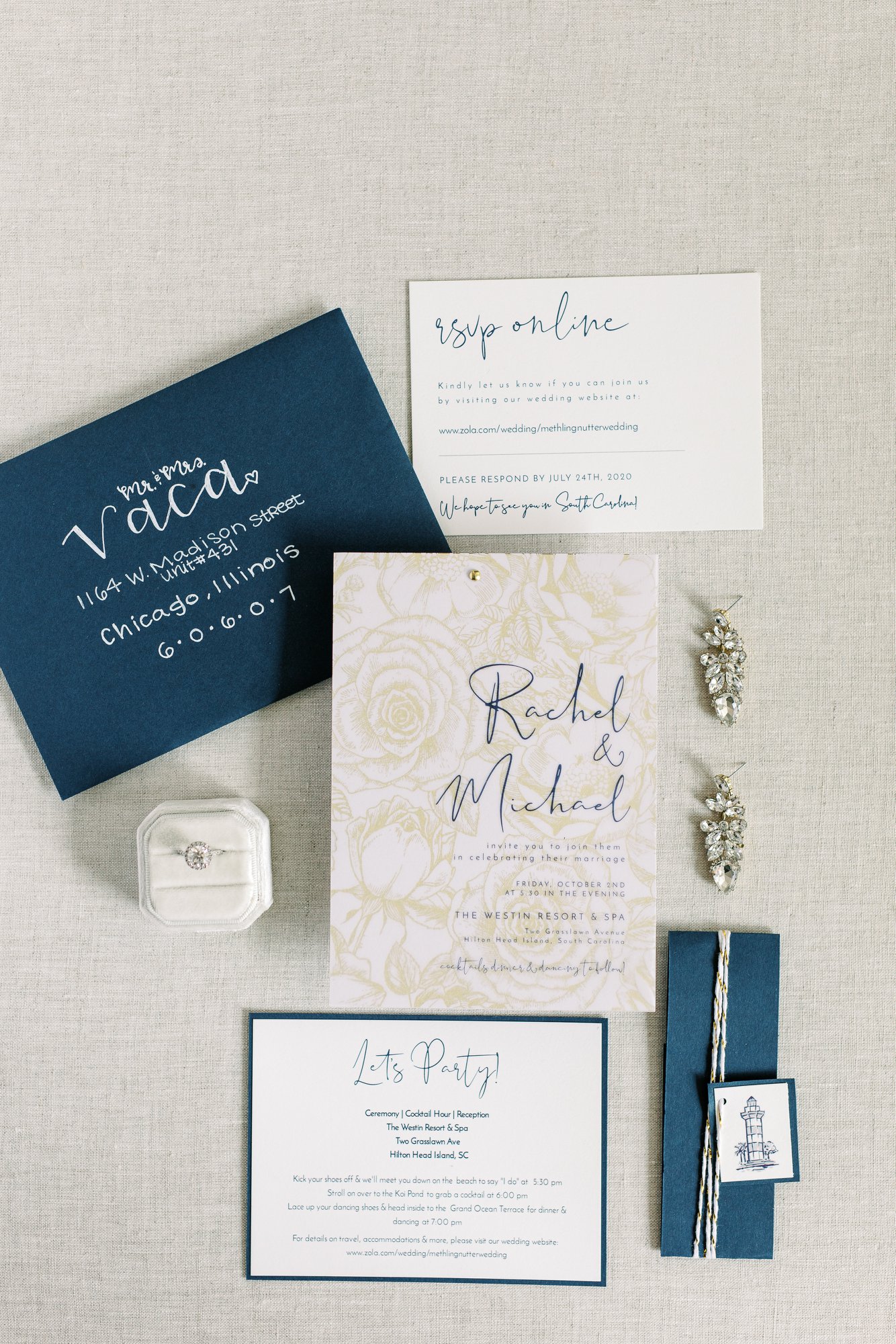 Wedding invitation suite with RSVP card, envelope and earrings. Invitation trends.